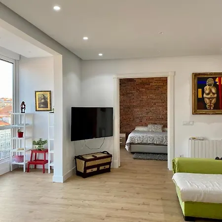 Comodo Y Moderno Piso En El Centro De Apartment *