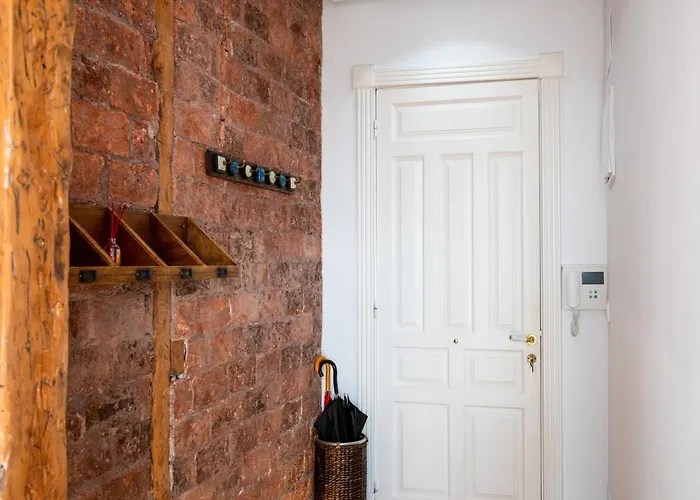 Comodo Y Moderno Piso En El Centro De Apartment *