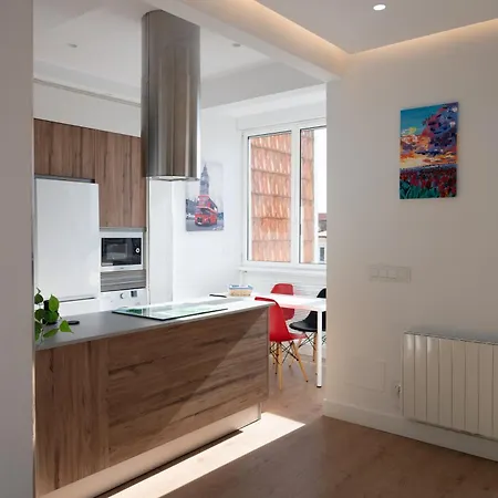 Comodo Y Moderno Piso En El Centro De