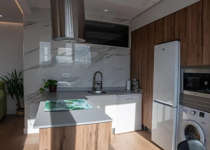 Daire Comodo Y Moderno Piso En El Centro De *